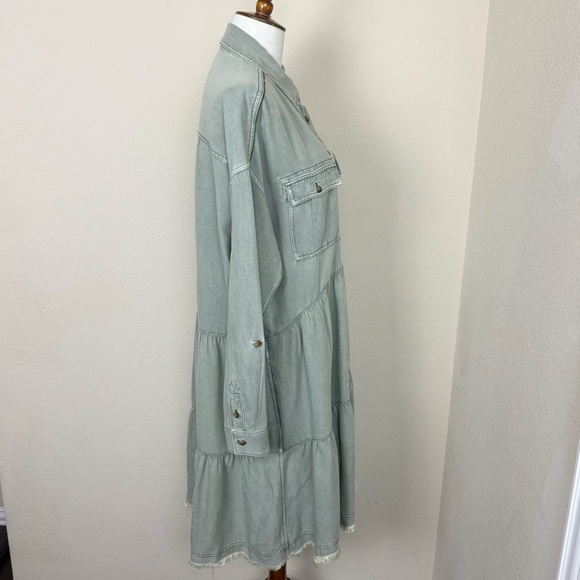 Anthropologie Pilcro Deanne Moss Tiered
Mini Button Front Shirtdress Small - Picture 10 of 16